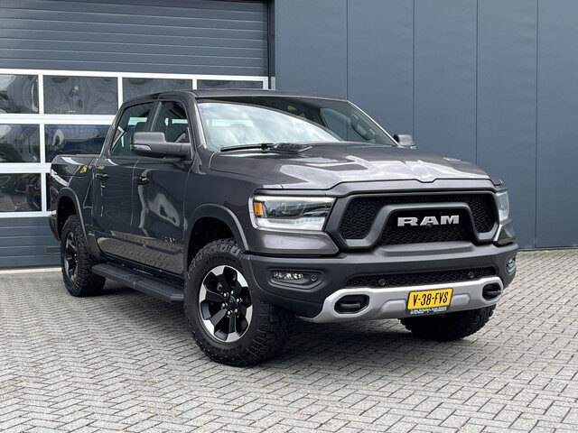 Dodge Ram Pick-Up 5.7i V8 HEMI eTorque 400PK CREW CAB REBEL GT | BPM VRIJ | RAMBOX | LUCHTVERING | L