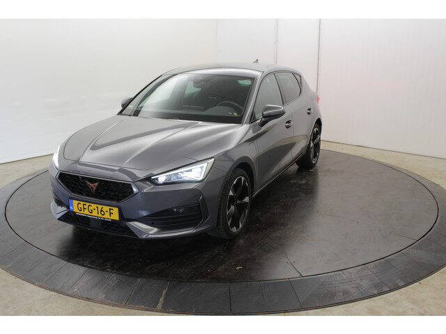 Cupra Leon 245PK VZ PHEV Camera Virtual Navi winterpack