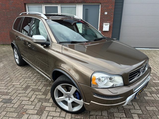 Volvo XC90 2.4 D5 Summum / 7P / Pano / Leder / Dynaudio / Navi / Blis / AUT