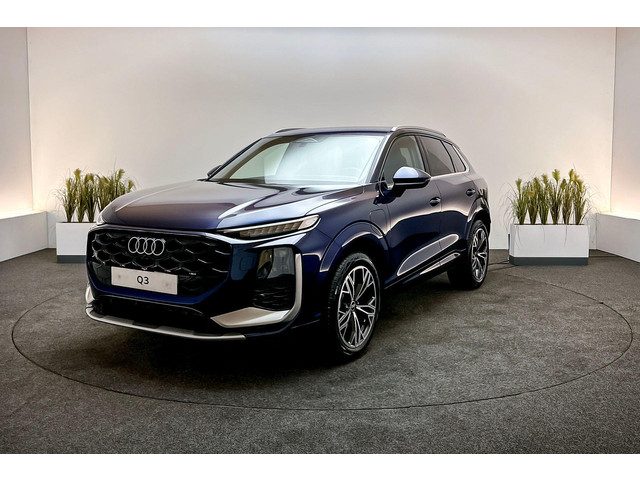 Audi Q3 S Edition S tronic e-hybrid