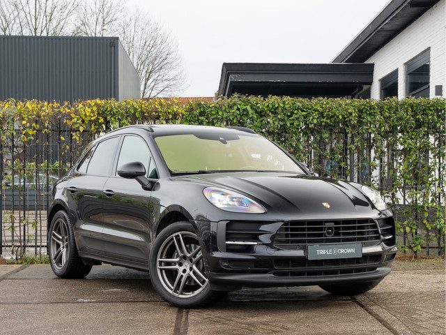 Porsche Macan 2.0 | Facelift | Panoramadak | Luchtvering | Sport-Chrono