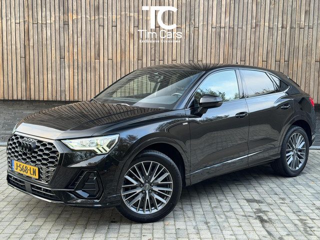 Audi Q3 35 TFSI S edition Automaat | Zwart optiek | Navigatiesysteem | Half-leer | Getint glas | Cru