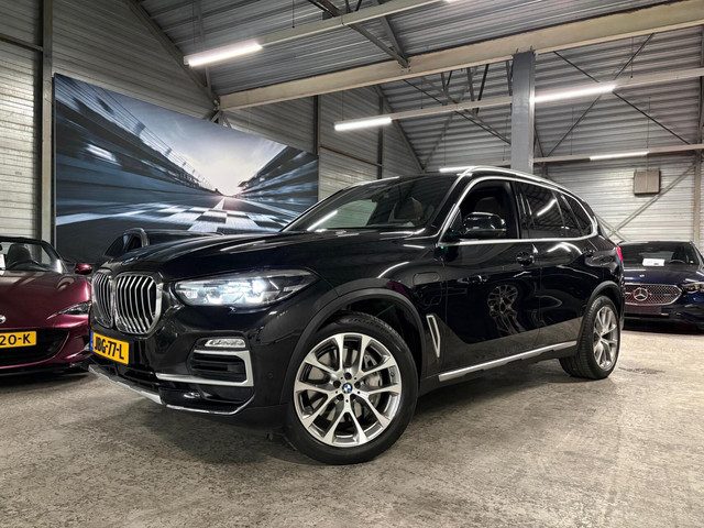 BMW X5 xDrive45e High Executive | Pano | HUD | Trekhaak