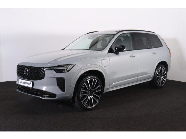 Volvo XC90 T8 Recharge AWD Ultra Dark