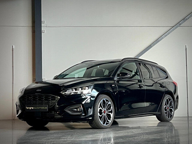 Ford Focus Wagon 1.5 ST Line 182PK, Navi, Automaat, Trekhaak, 18", Dealer onderhouden