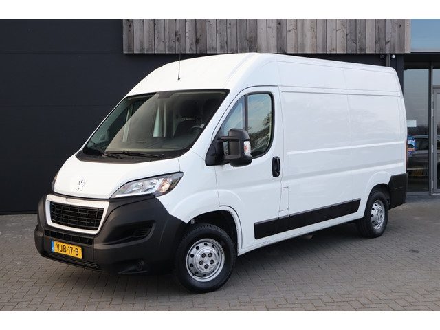 Peugeot Boxer 330 2.2 HDI L2H2 140pk | Trekhaak | Camera | Airco | Bluetooth