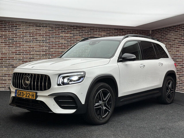 Mercedes-Benz GLB 250 4MATIC Premium