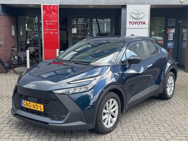 Toyota C-HR 1.8 HYBRID 140