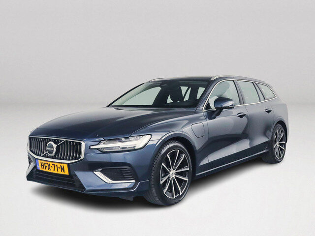 Volvo V60 T6 Plug-in hybrid AWD Essential Bright | Parkeercamera | Stoel- en Stuurverwarming | Trekh