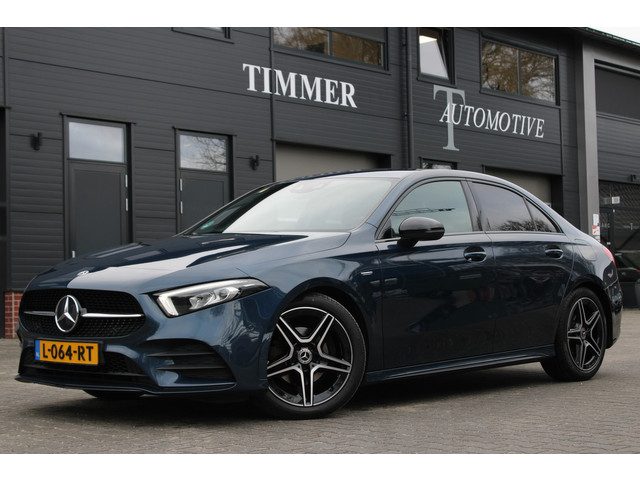 Mercedes-Benz A-Klasse 180 Business Solution AMG Night Edition - Sfeerverlichting - Achteruitrij cam