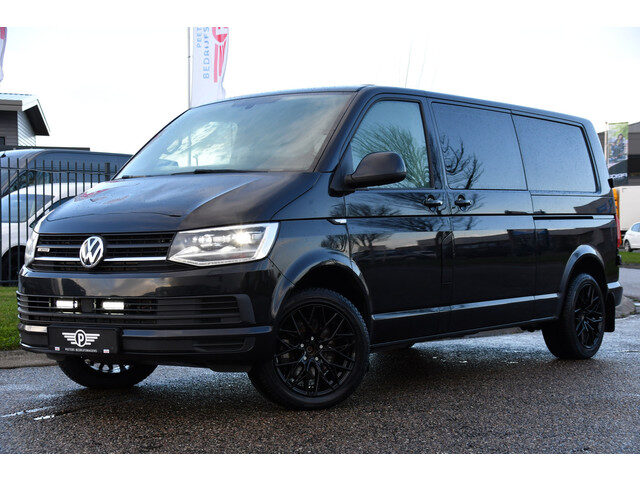 Volkswagen Transporter 2.0 TDI L2H1 DC 4Motion Highline Black Edition