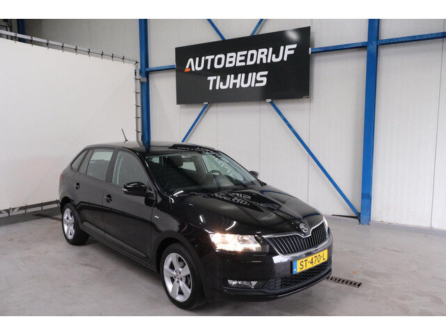 Škoda Rapid Spaceback 1.0 TSI Greentech Clever Automaat - N.A.P. Airco, Cruise, Navi, PDC, Trekhaak.