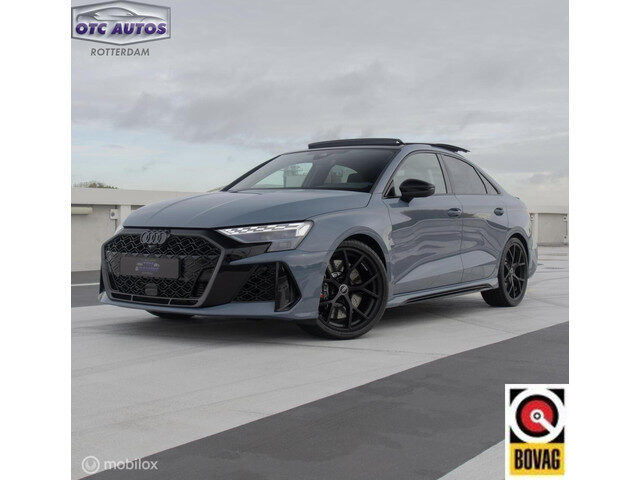 Audi RS3 2.5 TFSI RS 3 quattro - LIMOUSINE - DEMO AUTO - 400PK - PANO - HUD - SONOS -