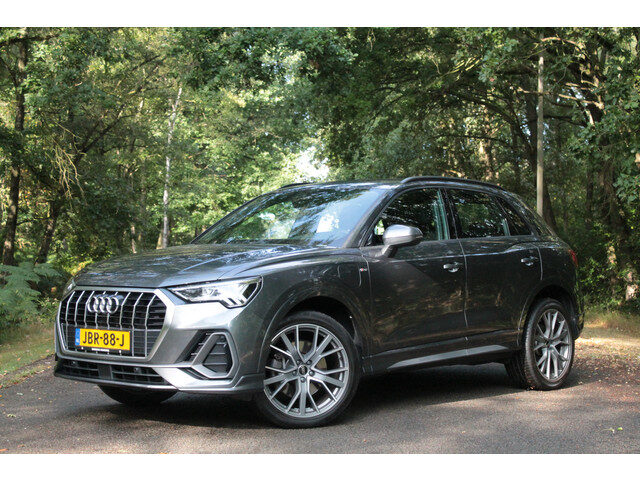 Audi Q3 45 TFSIe S-line