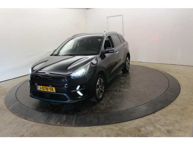 Kia e-Niro ExecutiveLine 64 kWh 3-Fase Warmtepomp SOH 100% Vol Leder Camera JBL