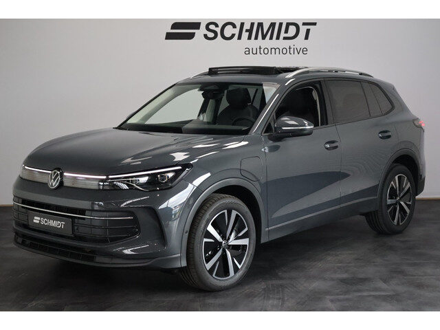 Volkswagen Tiguan 1.5 TSI eHybrid 150 kW Life | Panoramadak | Trekhaak | LED