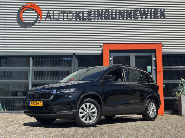 Škoda Karoq 1.0 TSI Business Edition / Applecarplay/Androidauto / Trekhaak Wegklapbaar / Electr. ach