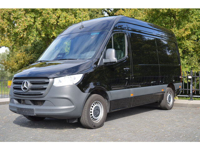 Mercedes-Benz Sprinter 317 CDI L2H2 | PRO | Cruise | Camera | Navi | App | 3.5t AHK voorb.