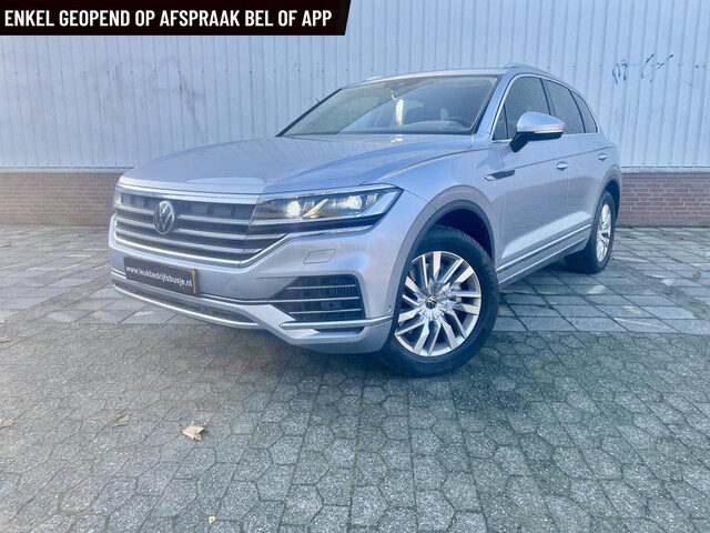 Volkswagen Touareg , 3.0 TSI DSG 340pk PANO LEDER CARPLAY DCC VIRTUAL '21