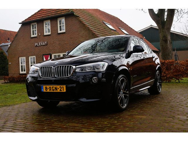 BMW X4 XDrive30d High Executive Aut. | M-Pakket | Full led | Orig. NL | Slechts 101.000KM | Adaptiev