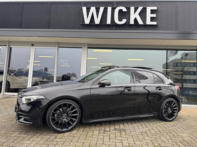Mercedes-Benz A-Klasse 200 AMG Panorama Leder Camera Led Night pakket