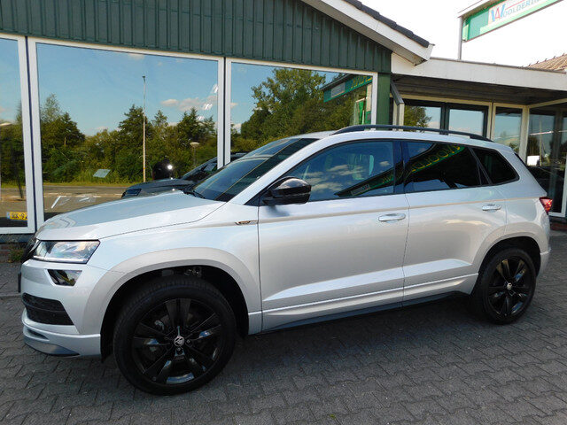 Škoda Karoq 1.5TSI 150PK SPORTLINE! All-in Prijs! Trekhaak!
