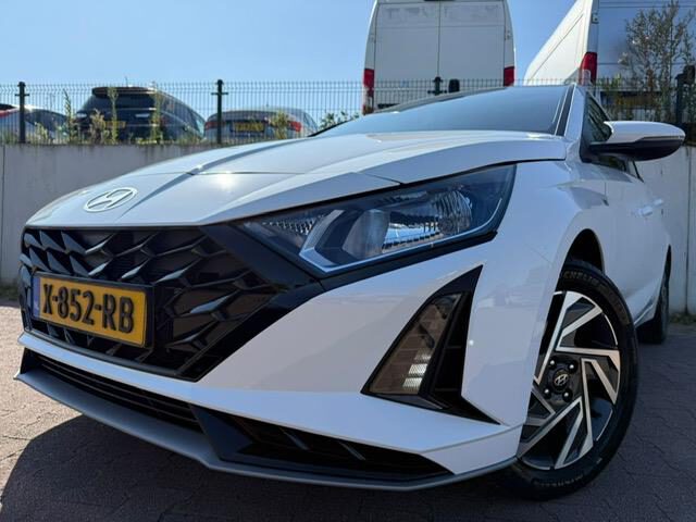 Hyundai i20 1.0 T-GDI Comfort/FACELIFT MODEL/NAVI/CARPLAY/VIRTUAL DASH/BTW AUTO/