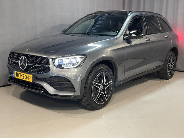 Mercedes-Benz GLC 300e 4MATIC Premium Plus AMG Line