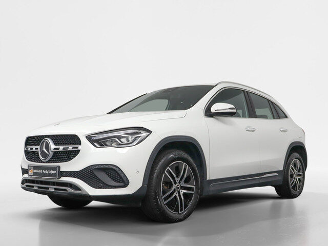 Mercedes-Benz GLA 250 e Business Solution Luxury Limited