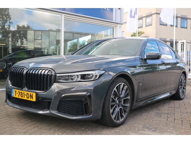 BMW 7 Serie 745e High Executive / opendak / HD / leer / softclose