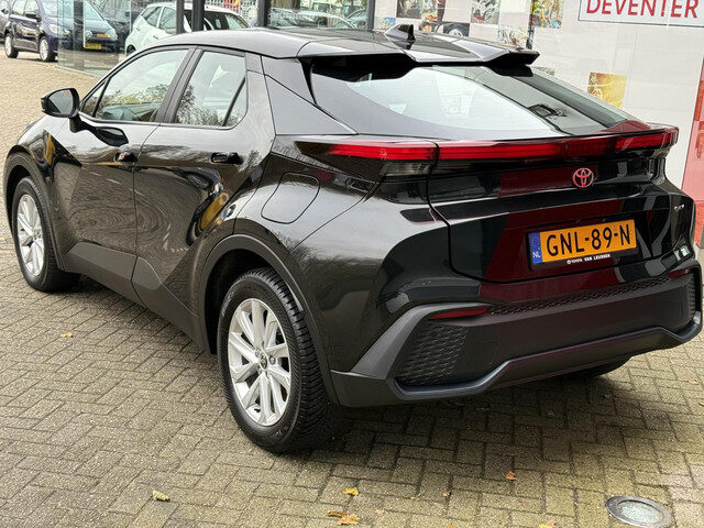 Toyota C-HR 1.8 Hybrid 140