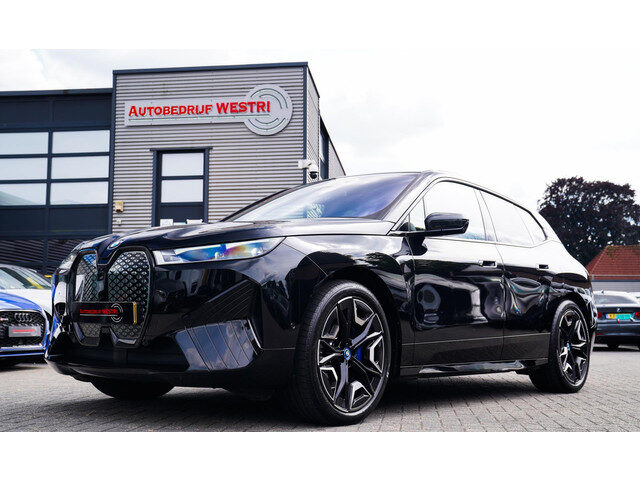 BMW iX XDrive50 Business Edition Plus 112 kWh | 3D Camera | Massage | Headup