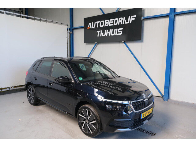 Škoda Kamiq 1.5 TSI ACT Sport Business Automaat - N.A.P. Airco, Cruise, Navi, Camera, PDC, Trekhaak.