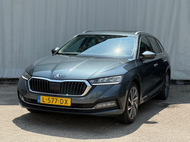 Škoda Octavia Combi 1.0 TSI Business Ed. Plus/ Panodak / Vol opties!