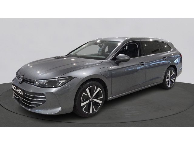 Volkswagen Passat Variant 1.5 eHybrid Business | Design Pakket | Trekhaak | Interieur Pakket |