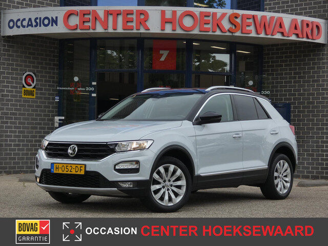Volkswagen T-Roc 1.0 TSI Style Executive | Privacy | 2x PDC | DAB+ | Carplay | 17 inch LM |