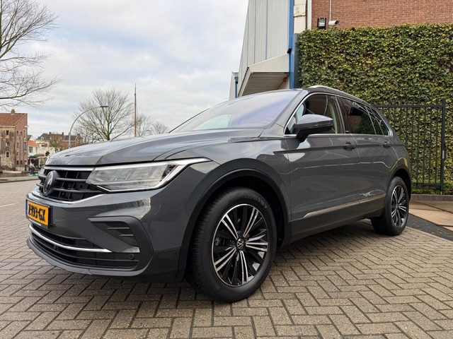Volkswagen Tiguan 1.5 TSI Business_Line_AUTOMAAT_NAVI__NETTE AUTO