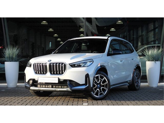 BMW iX1 xDrive30 xLine
