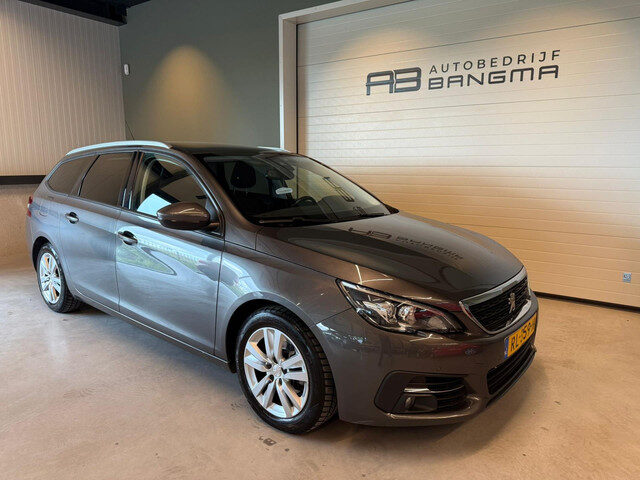 Peugeot 308 SW 1.2 PureTech BLUE LEASE EXECUTIVE/CLIMA AIRCO/NAVIGATIE/ISOFIX/LM-VELG/PANORAMADAK/AP