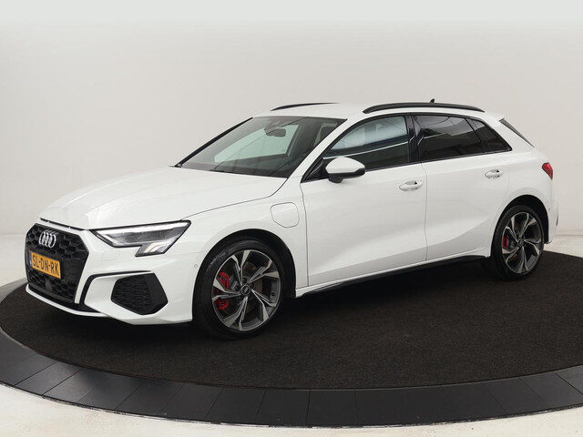 Audi A3 40 TFSI e Advanced edition | S-line | Full LED |