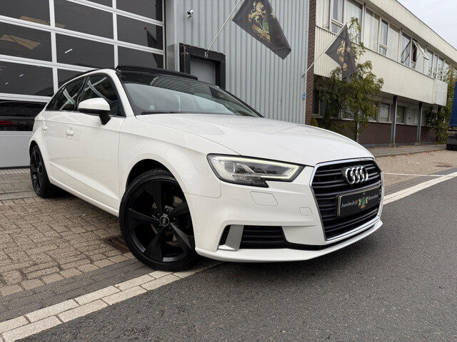 Audi A3 Sportback 1.5 TFSI Sport 150PK PDC/LMV-18/NAVI/PANO