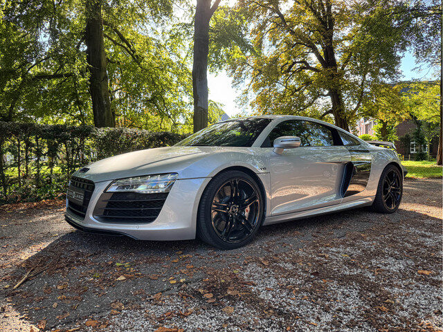 Audi R8 5.2 FSI quattro Plus, S tronic, Keramisch, B&O, Carbon in en exterieur