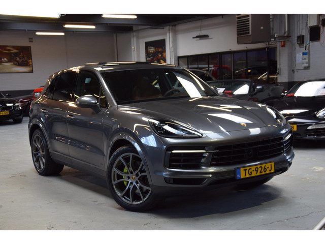 Porsche Cayenne 3.0 E-Hybrid *Nw.Model*Navi|Panoramadak|ACC|Rear Entertainment|Soft-Close|2e Eig.|