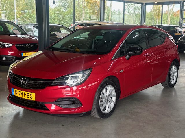 Opel Astra 1.2T 130pk Business Elegance