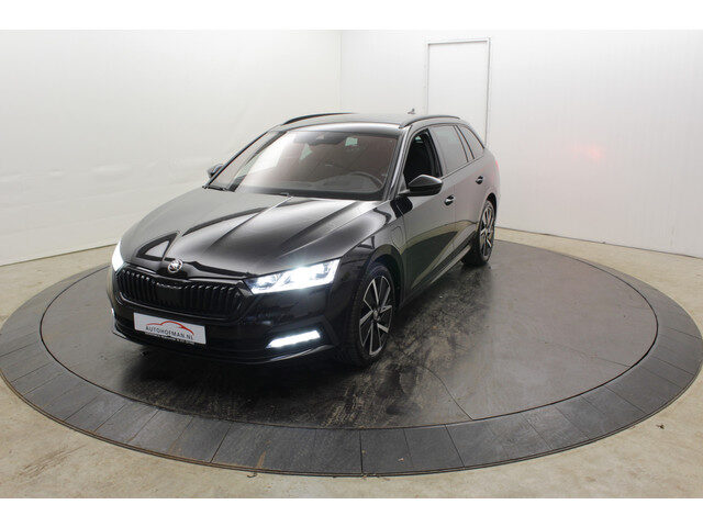 Škoda Octavia iV Sportline PHEV 204PK Trekgewicht ZW Hemel el RS Mem Seats Camera Virtual EL AKlep D