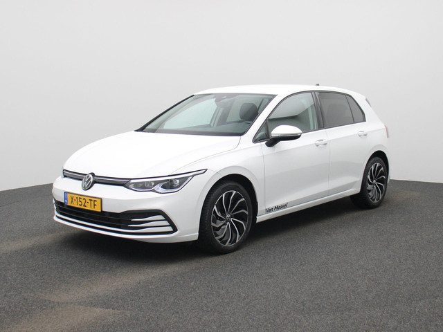 Volkswagen Golf 1.0 eTSI Life Business