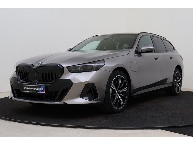 BMW 5 Serie touring 530e M Sport Automaat