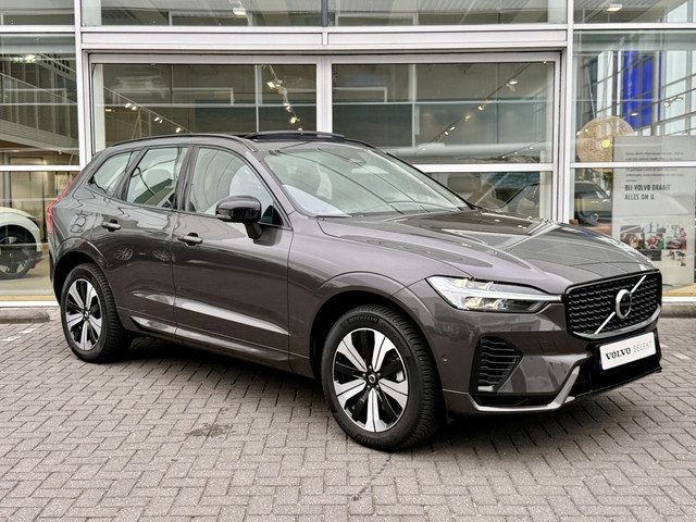 Volvo XC60 T6 398PK Recharge Plus Dark| Panodak| Trekhaak| Adap.Cruise| 360