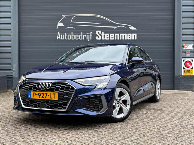 Audi A3 Limousine 30 TFSI S Edition | S-Line | Sfeerverl. | Camera