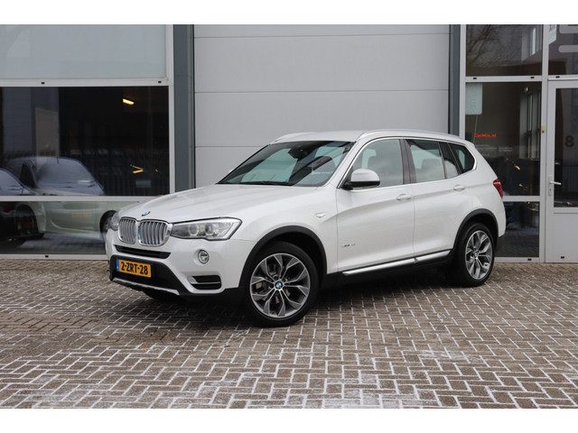 BMW X3 SDRIVE20I HIGH EXEC/ORIG.NL/DEALER.ONDH/KEYLESS/CAMERA/TREKHAAK